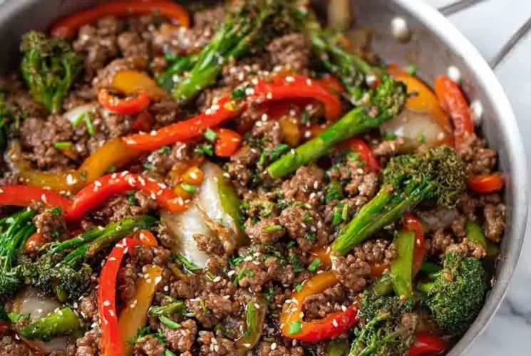 One-Skillet Wonder: Easy Ground Beef Stir Fry with Pantry Staples